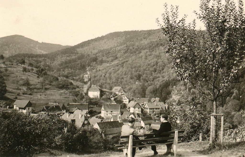 St. Valentin, 1943 mit Tarnanstrich