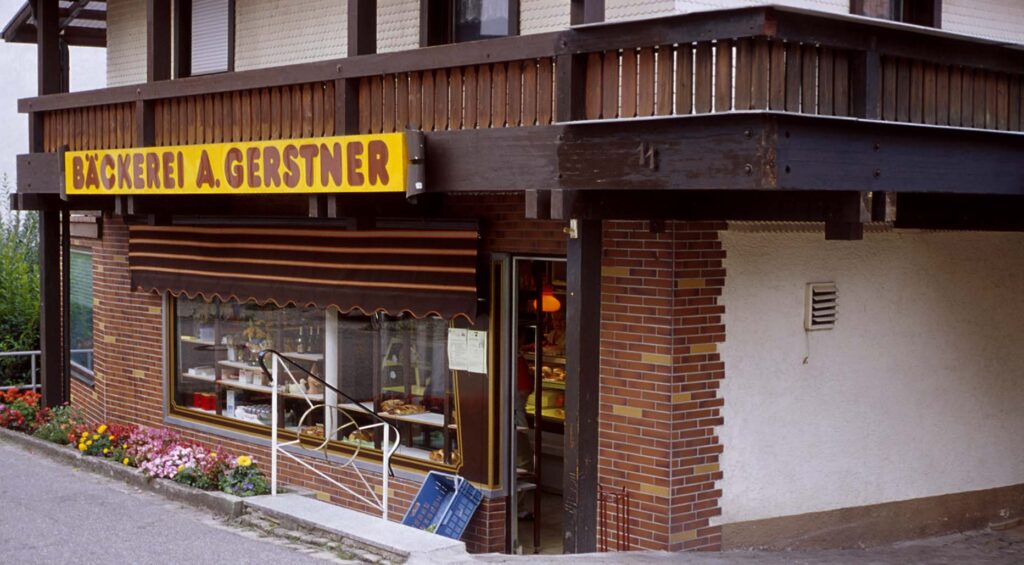 Letzter Öffnungstag Bäckerei Gerstner am 30.09.2002